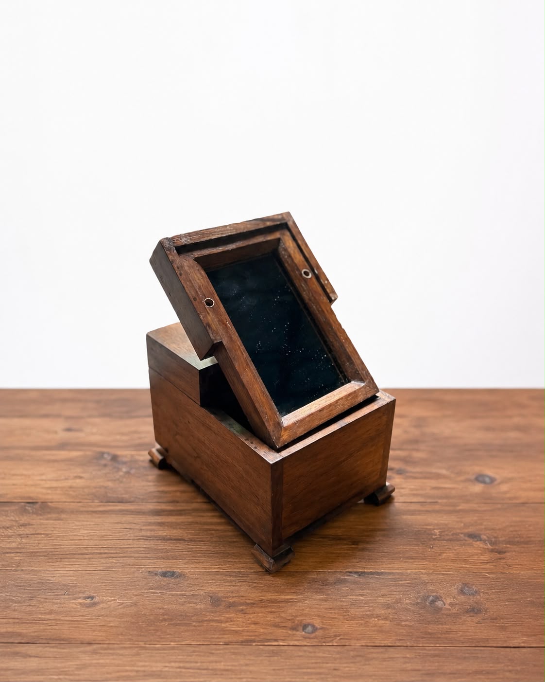 Petul- Goan Vintage Vanity Box